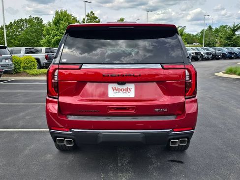 New 2026 GMC Yukon Denali Ultimate AWD/4WD image 9
