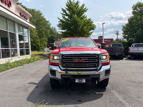 Used 2016 GMC Sierra 2500 4x4 Crew Cab w/ Sierra Convenience Package image 3
