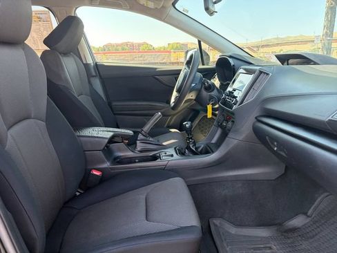 Used 2019 Subaru Crosstrek 2.0i AWD/4WD image 19