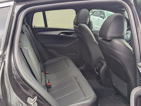 Used 2022 BMW X4 xDrive30i w/ Convenience Package image 12