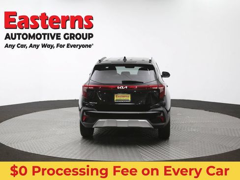 Used 2025 Kia Seltos S FWD image 35