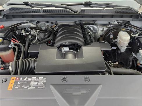 Used 2018 Chevrolet Silverado 1500 LT w/ Texas Edition image 16