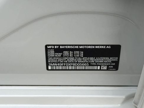 Used 2023 BMW M340i xDrive w/ Premium Package image 9