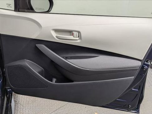 Used 2025 Toyota Corolla LE image 22