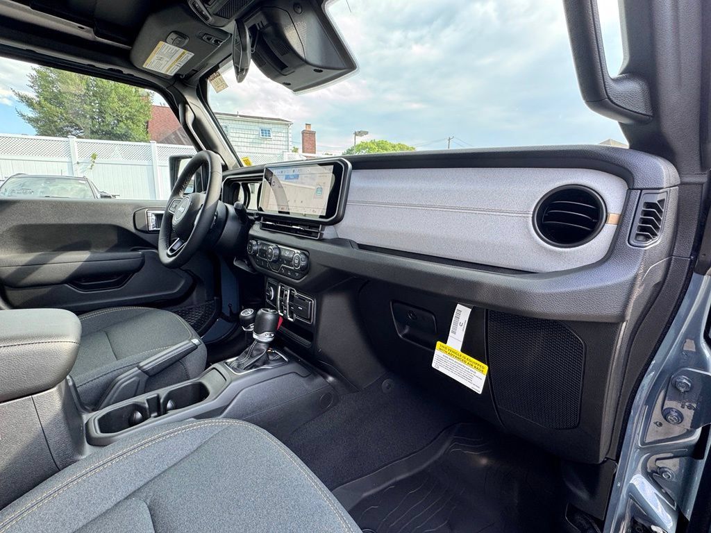 New 2026 Jeep Wrangler Unlimited Sport AWD/4WD image 17