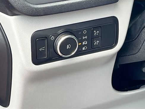 Used 2025 Ford Escape Platinum w/ Premium Technology Package AWD/4WD image 10