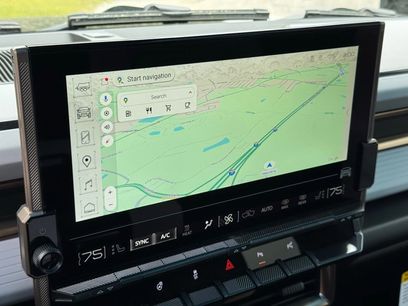 New 2025 GMC Hummer EV 3X w/ LPO, Illumination Package