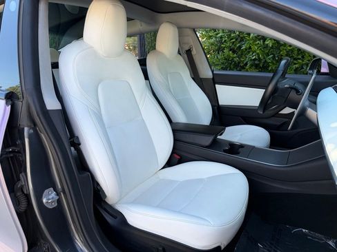 Used 2019 Tesla Model 3 Long Range AWD/4WD image 29