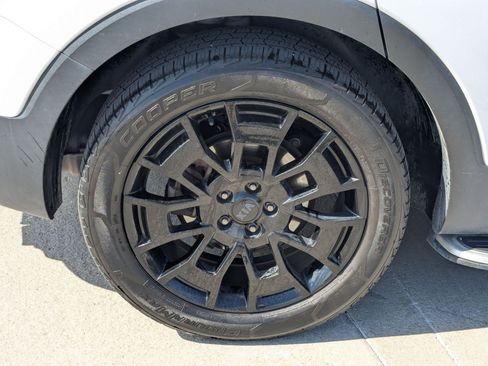 Used 2021 Kia Telluride SX w/ SX Prestige Package AWD/4WD image 12