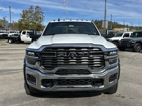 New 2026 RAM 5500 Tradesman w/ Chrome Appearance Group AWD/4WD image 2