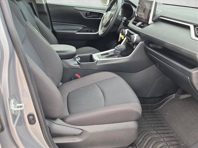 Certified 2024 Toyota RAV4 LE FWD image 20