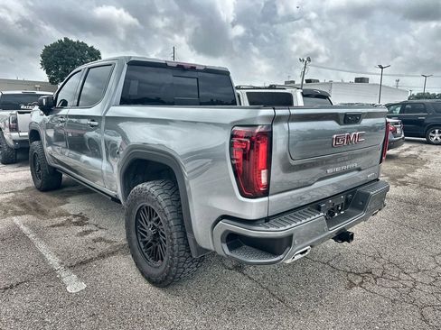 Used 2024 GMC Sierra 1500 AT4 w/ Technology Package AWD/4WD image 6
