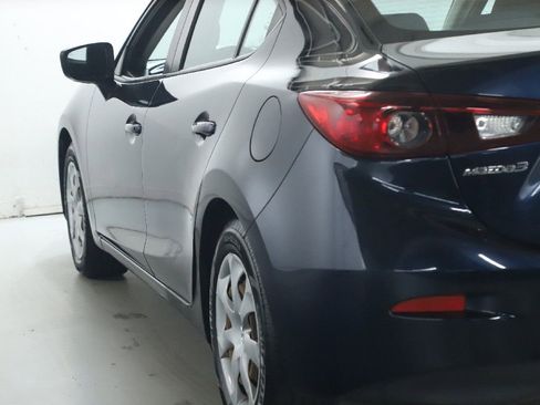Used 2016 MAZDA MAZDA3 i Sport FWD image 42