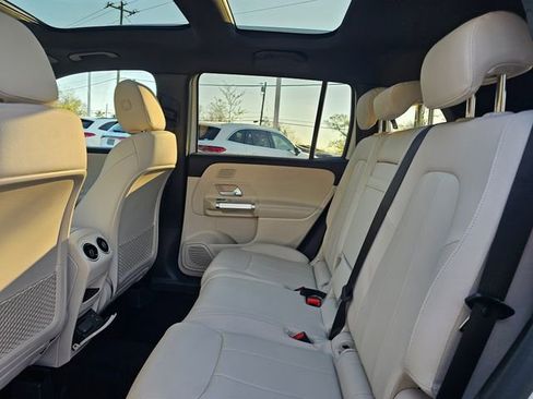 New 2026 Mercedes-Benz GLB 250 4MATIC image 21