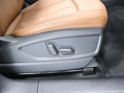 Used 2022 Audi Q5 2.0T Premium Plus w/ Premium Plus Package image 22