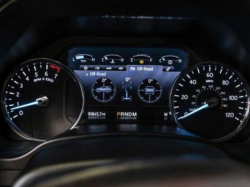 Used 2021 Ford Expedition Platinum image 18