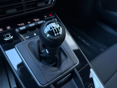 Used 2023 Porsche 911 Carrera T image 28