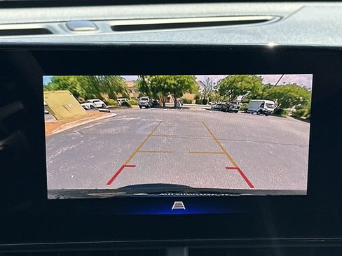Used 2026 Chevrolet Trax LT FWD image 27