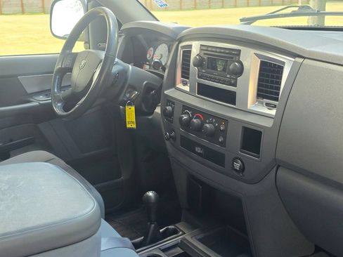 Used 2007 Dodge Ram 2500 Truck SLT AWD/4WD image 16