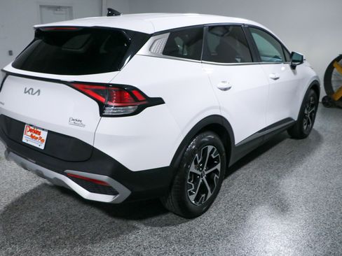 Used 2023 Kia Sportage EX image 7