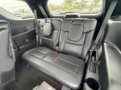Used 2025 Ford Explorer ST-Line w/ Premium Package AWD/4WD image 18