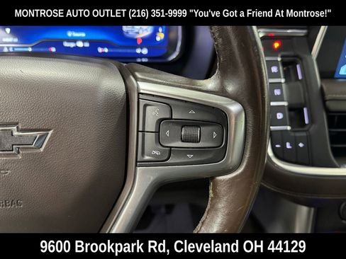 Used 2022 Chevrolet Tahoe Z71 w/ Z71 Off-Road Package AWD/4WD image 18