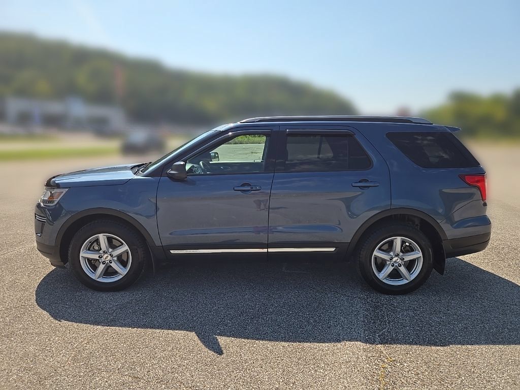 Used 2019 Ford Explorer XLT FWD image 10