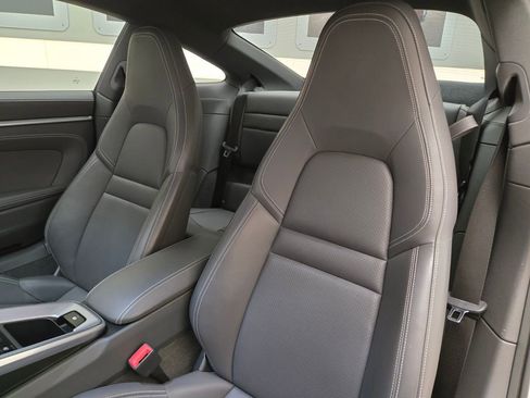 Used 2021 Porsche 911 Carrera image 31