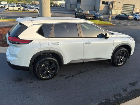 New 2026 Nissan Rogue SV w/ Cold Weather Package FWD image 7