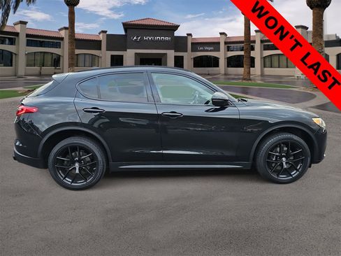 Used 2019 Alfa Romeo Stelvio w/ Nero Edizione image 9