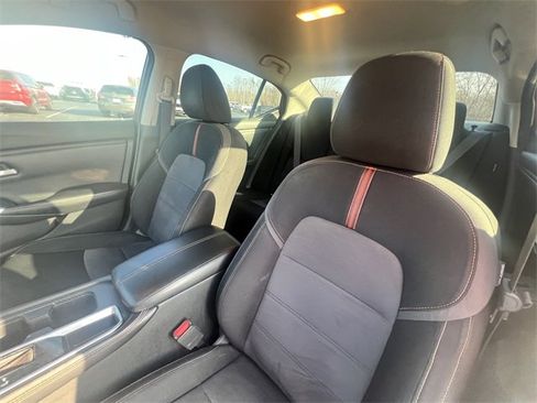 Used 2020 Nissan Sentra SR w/ Electronics Package image 21