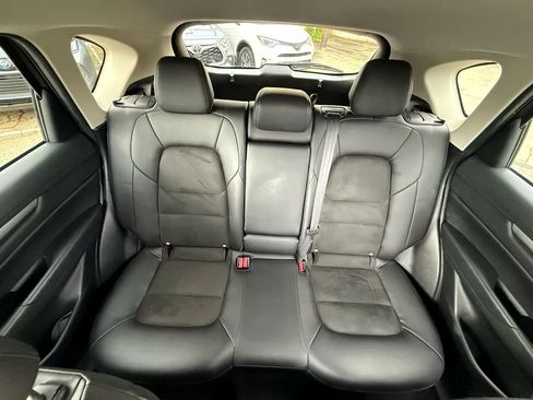 Used 2019 MAZDA CX-5 Touring image 24