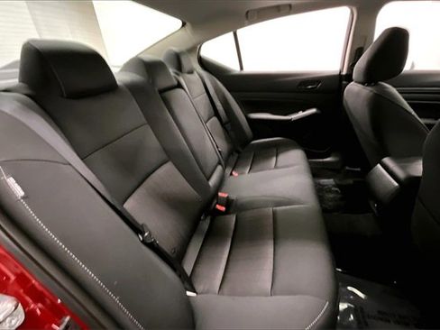 New 2025 Nissan Altima 2.5 SV w/ SV Special Edition Package image 30