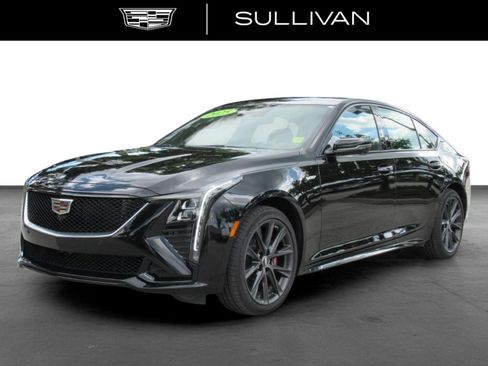 Certified 2025 Cadillac CT5 V w/ Technology Package AWD/4WD image 4