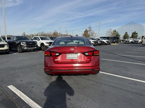 Used 2023 Nissan Altima 2.5 SV image 6