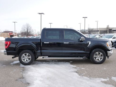 Certified 2021 Ford F150 XLT w/ Equipment Group 302A High image 8