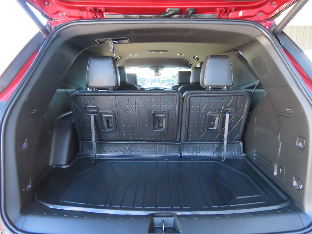 Used 2023 Chevrolet Traverse LT w/ LPO, Floor Liner Package AWD/4WD image 30