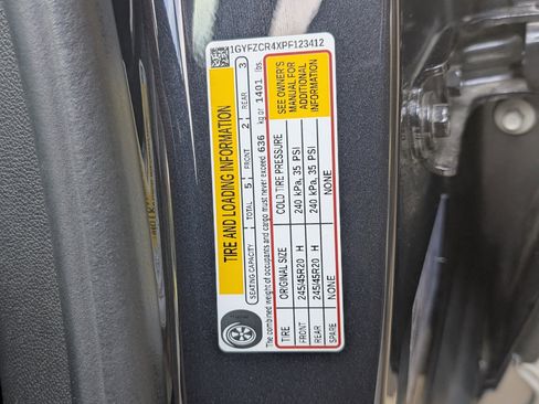 Used 2023 Cadillac XT4 Premium Luxury FWD image 38