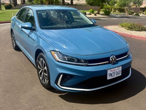 Used 2025 Volkswagen Jetta S FWD image 18