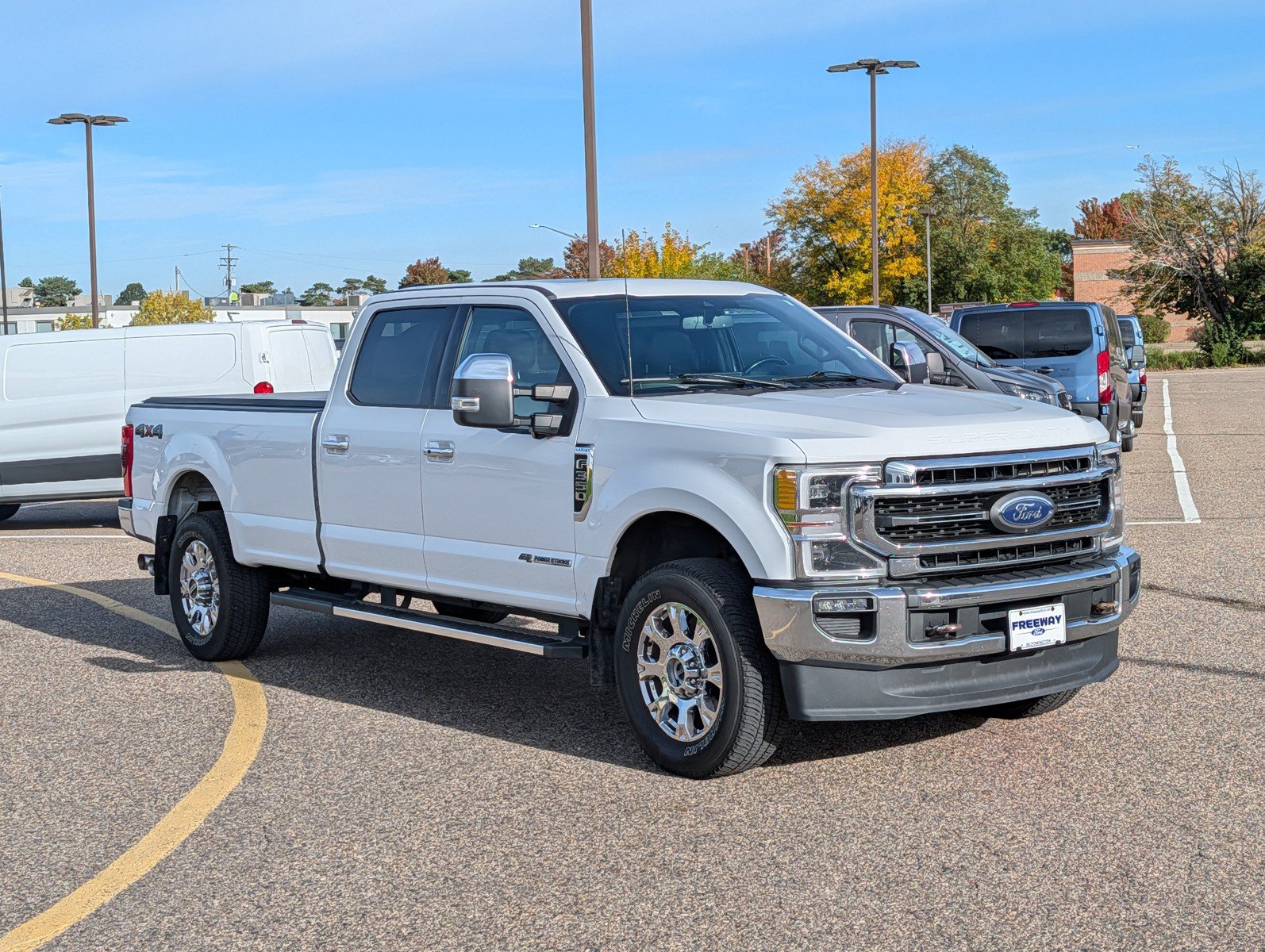 Used 2022 Ford F350 Lariat w/ Lariat Ultimate Package AWD/4WD image 7