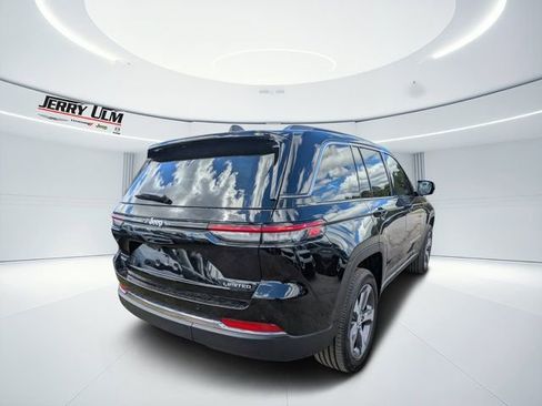 New 2025 Jeep Grand Cherokee Limited w/ Trailer Tow Package image 3