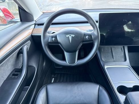 Used 2022 Tesla Model 3 Long Range AWD/4WD image 18