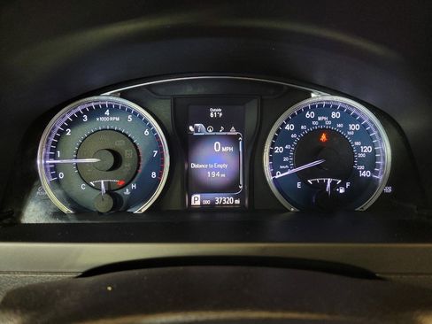 Used 2017 Toyota Camry XLE FWD image 23