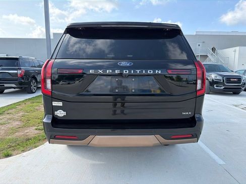 Used 2025 Ford Expedition Max King Ranch AWD/4WD image 13