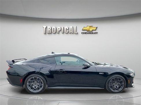 Used 2024 Ford Mustang GT Premium w/ GT Performance Package image 6