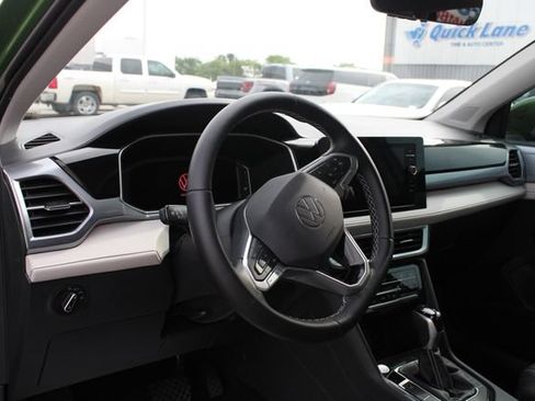 Used 2025 Volkswagen Taos SEL w/ Black Wheel Plus Package AWD/4WD image 2