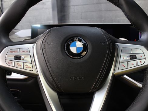 Used 2024 BMW X7 xDrive40i w/ Climate Comfort Package image 55