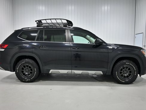 Used 2021 Volkswagen Atlas SE AWD/4WD image 36