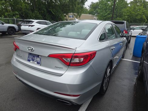 Used 2017 Hyundai Sonata Sport FWD image 4