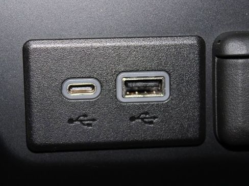 Used 2022 GMC Sierra 2500 AT4 w/ AT4 Preferred Package image 49